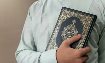 
                                                برنامج سفراء الهدى - الحلقة : 08 - كيف نتعامل مع كتاب الله ؟