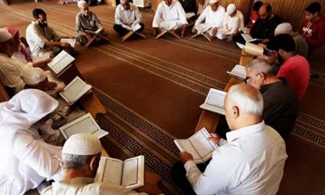 
                                                مسجد عبد الغني النابلسي - خطبة جمعة :  المركزية في حياة المسلم - نيابة عن الدكتور محمد راتب النابلسي